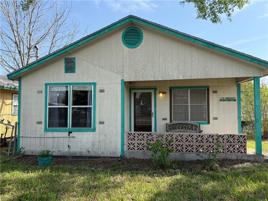 937 W Point Property Photo