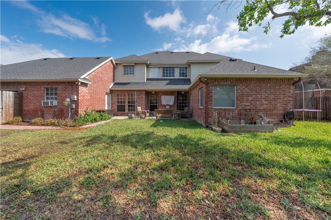 5917 Raven Hill Property Photo 31