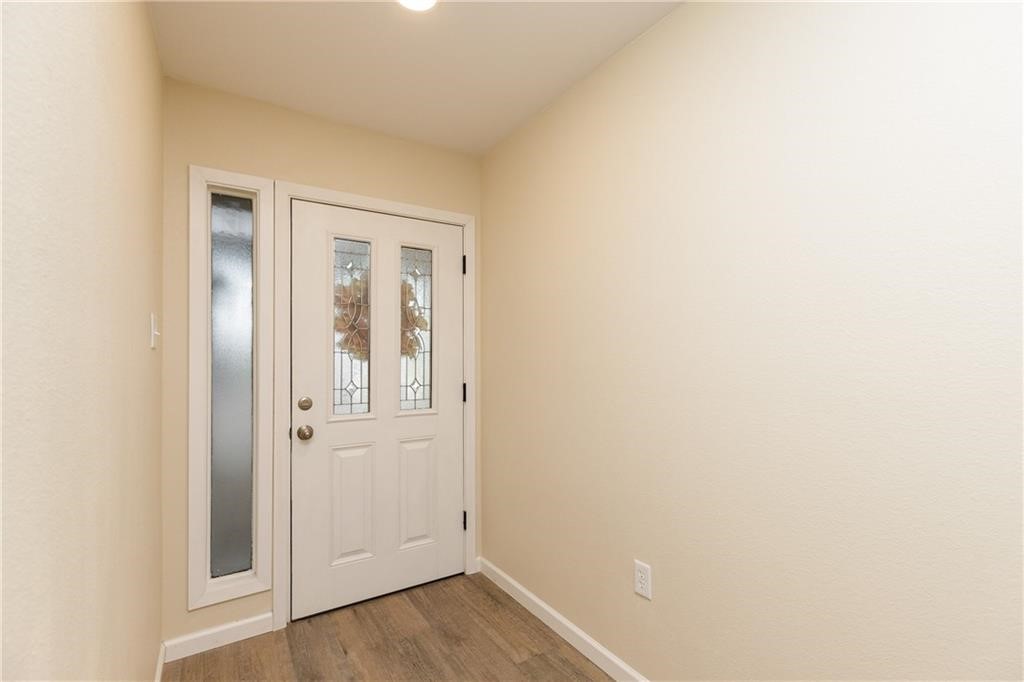 3725 Kingston Dr Property Photo 4