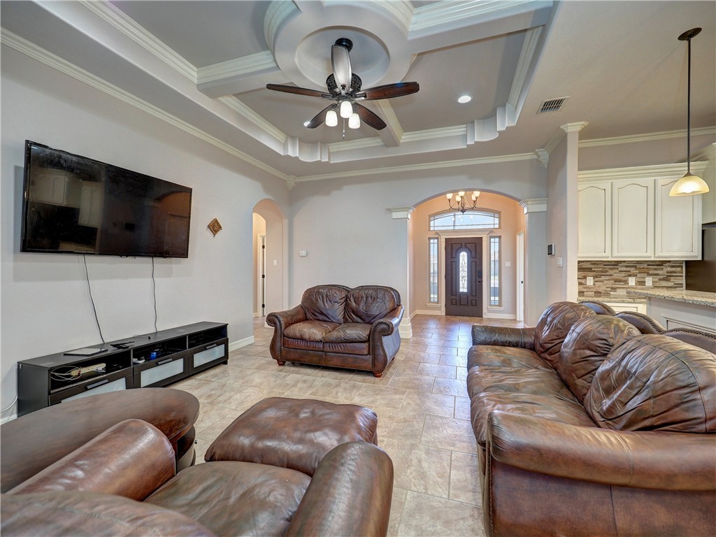3121 Cowboys Ct Property Photo 8