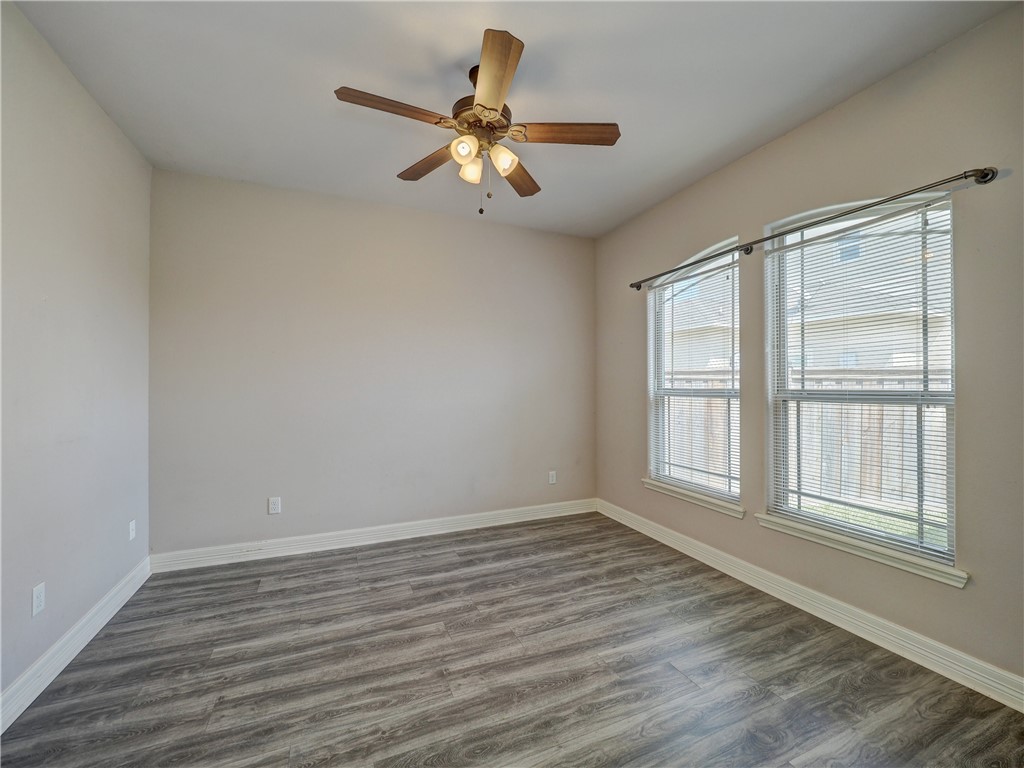 3121 Cowboys Ct Property Photo 18