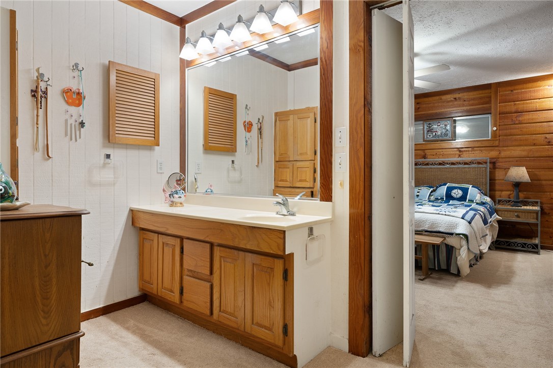 109 Bayshore Ct Property Photo 10