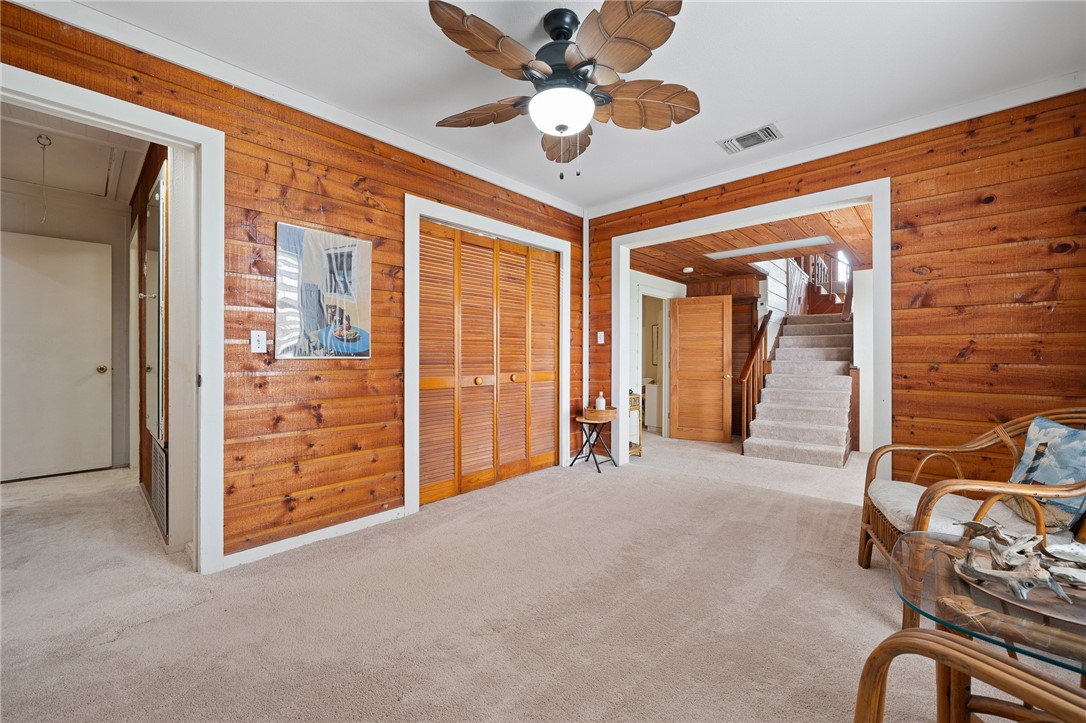 109 Bayshore Ct Property Photo 13
