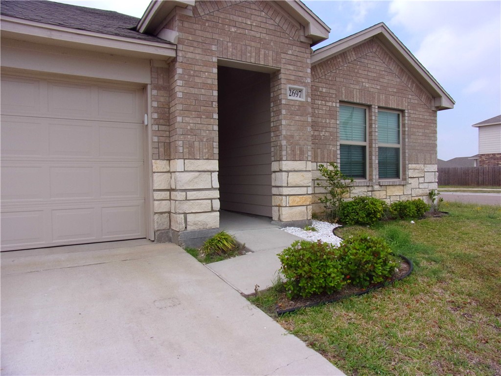 2697 Eltonne Gardens Dr Property Photo 1