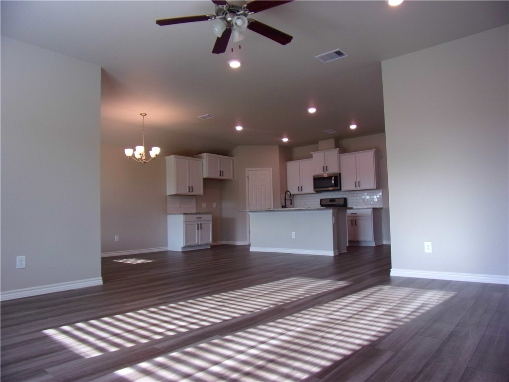 2697 Eltonne Gardens Dr Property Photo 8