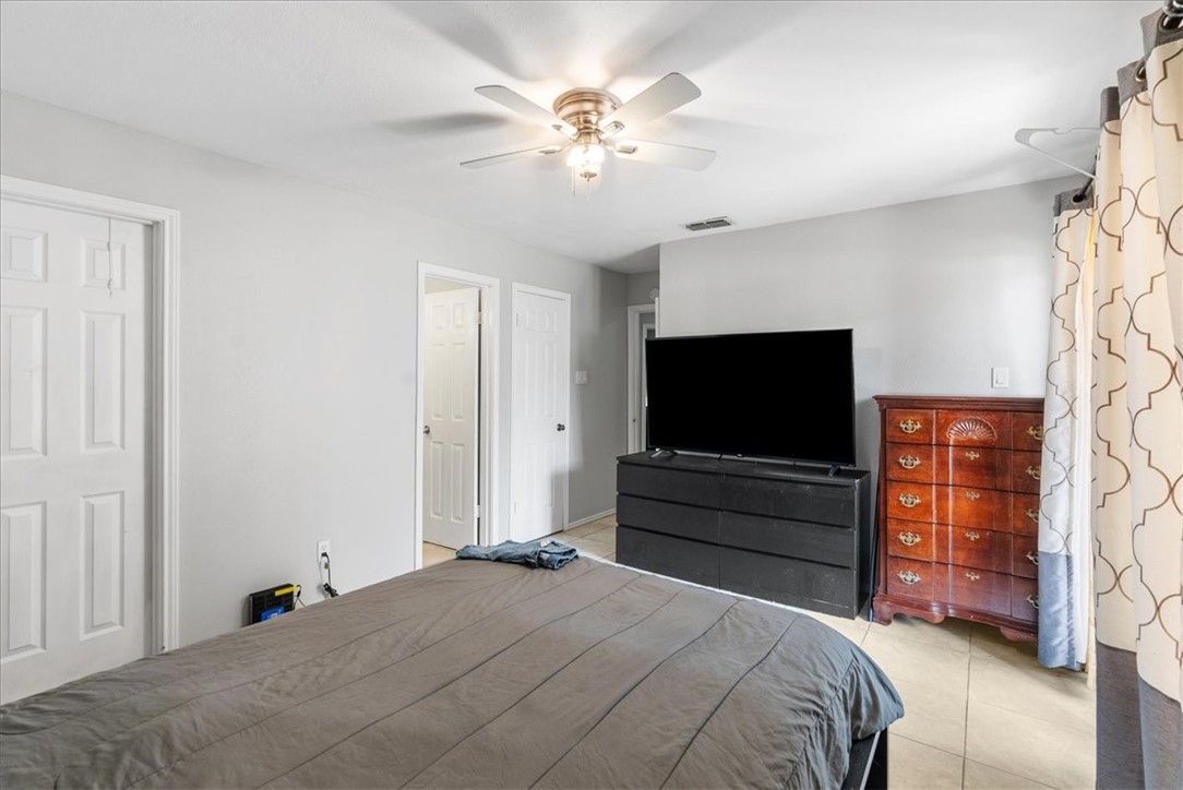 7122 Premont Dr D101 Property Photo 6