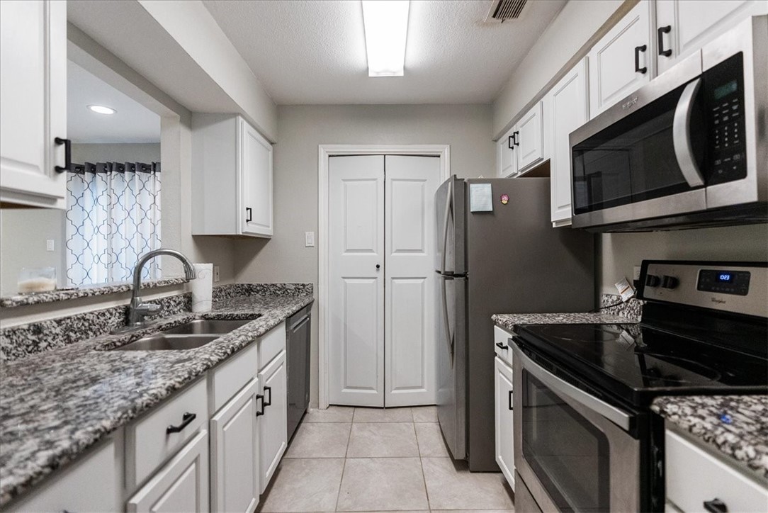7122 Premont Dr D101 Property Photo 19