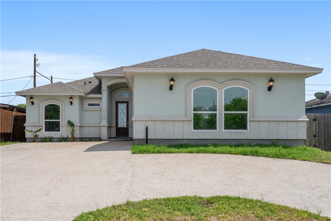 1706 Kentucky Derby Dr Property Photo