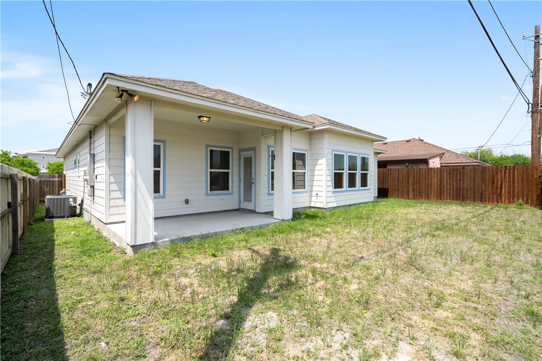 1706 Kentucky Derby Dr Property Photo 20