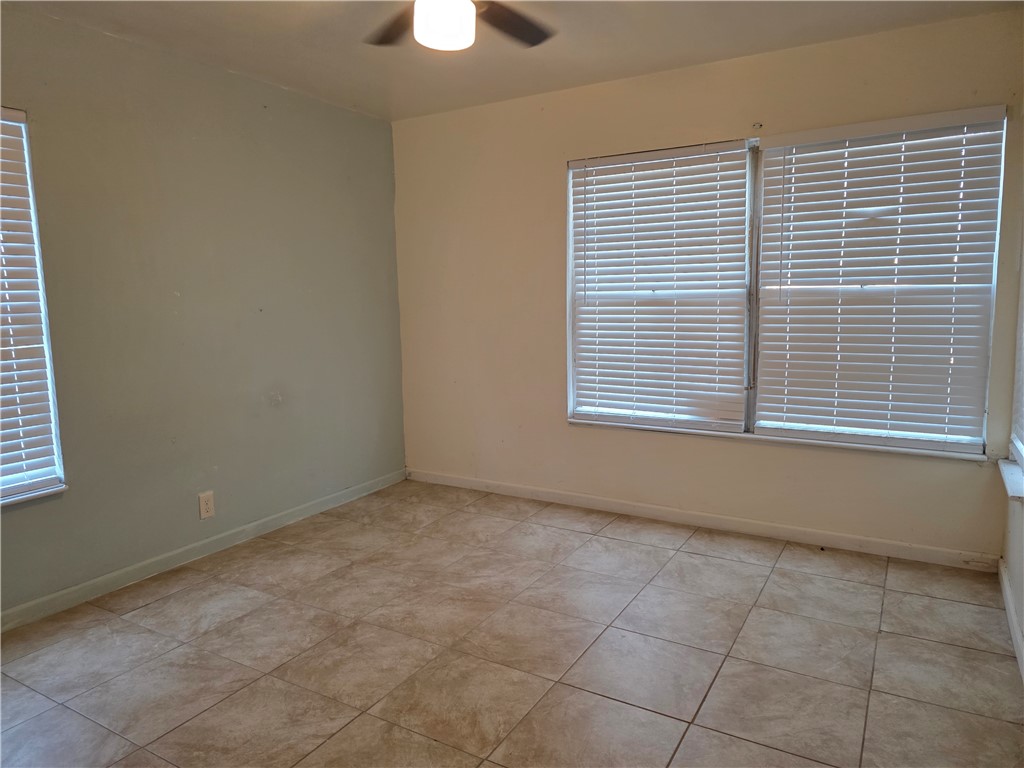4513 Carroll Property Photo 8
