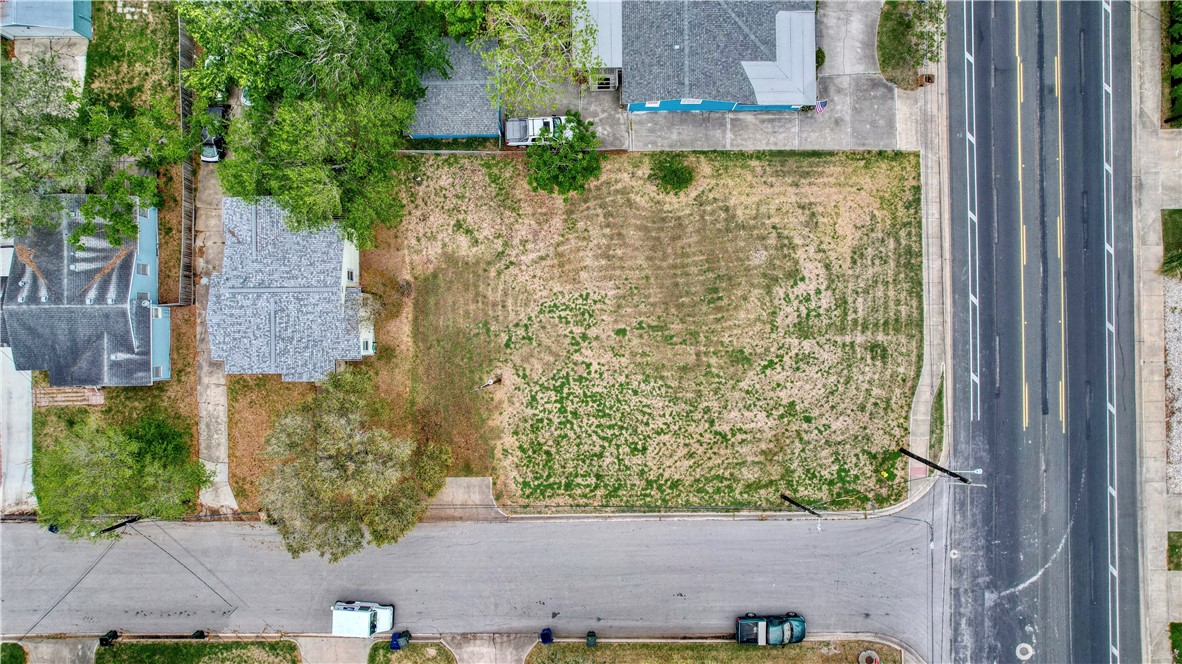 208 Doddridge St Property Photo