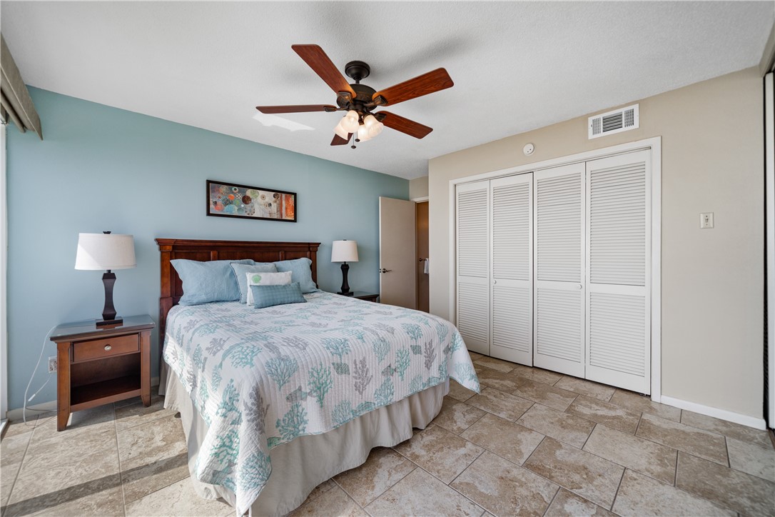 14810 Windward Dr 307 Property Photo 11