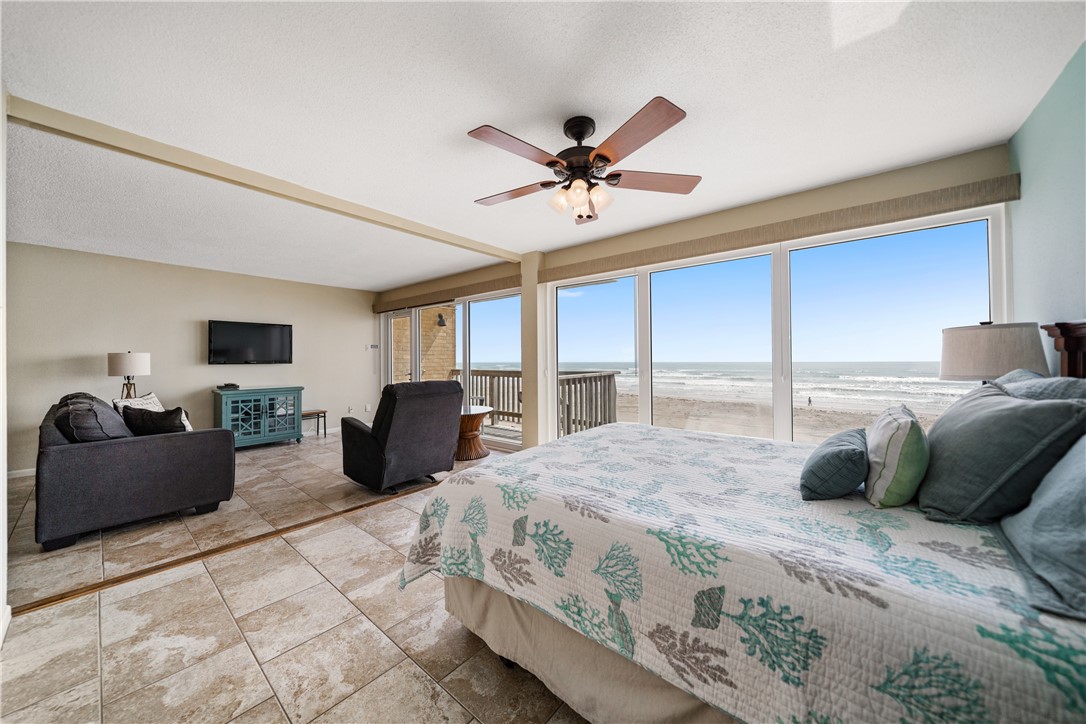 14810 Windward Dr 307 Property Photo 13