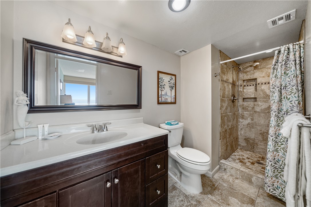 14810 Windward Dr 307 Property Photo 14