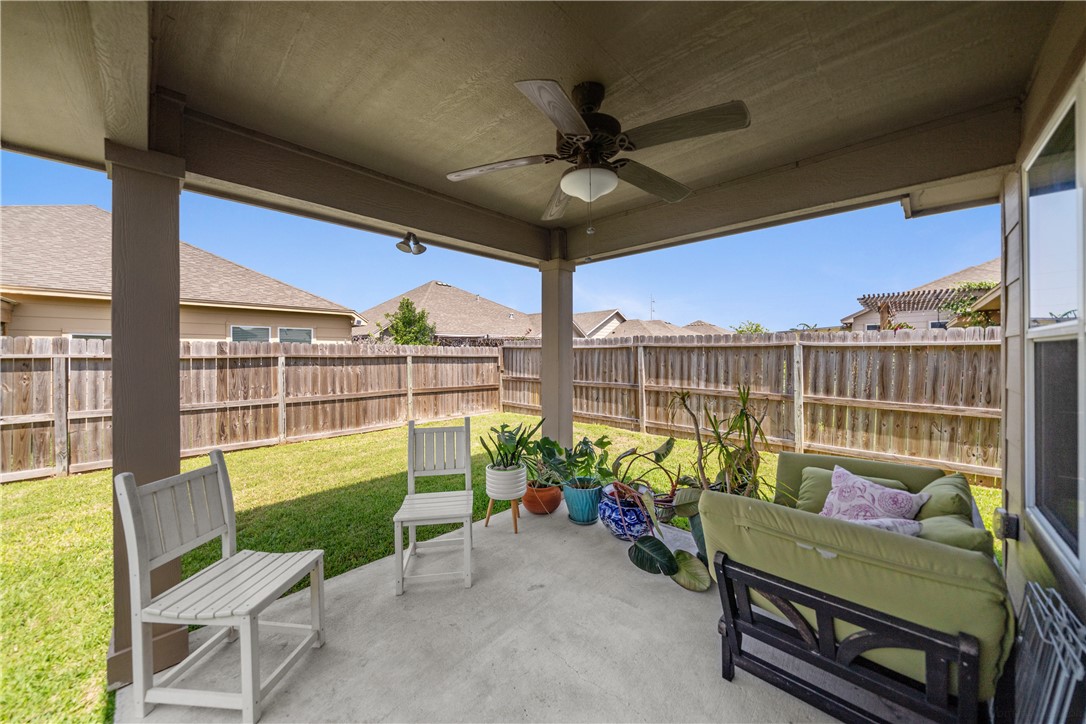 2121 Spoonbill Dr Property Photo 19