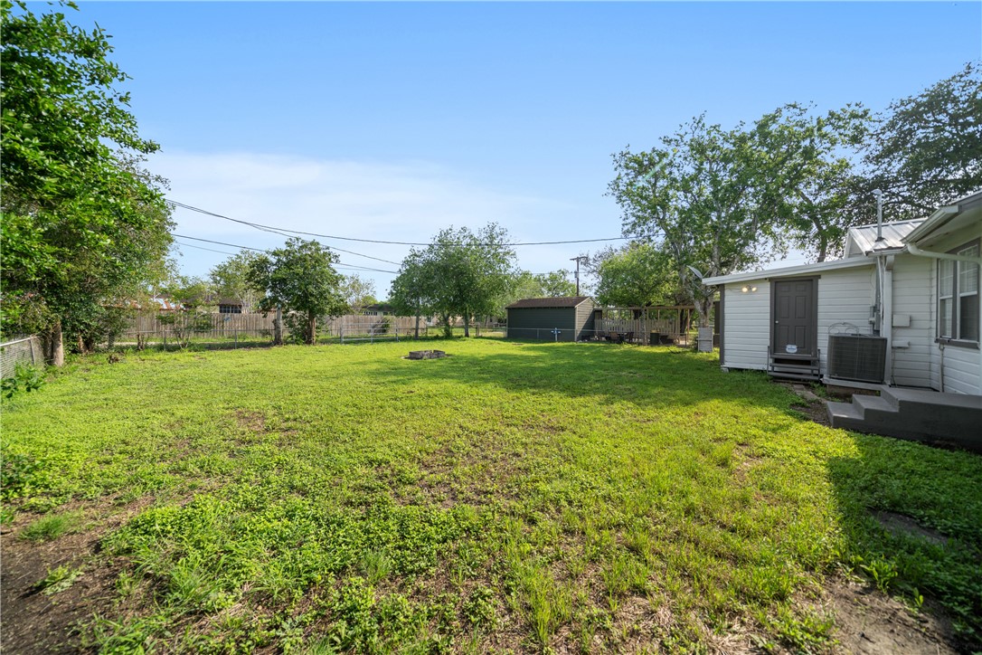 630 E Miller Ave Property Photo 21