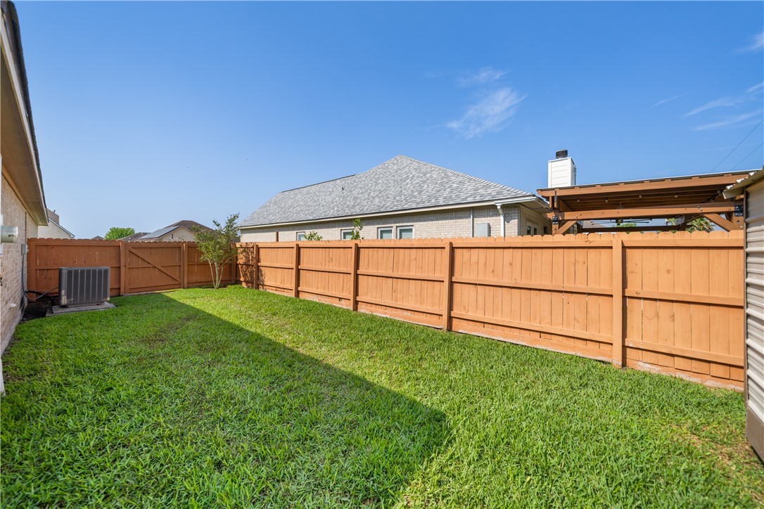 1808 Margaret Property Photo 29