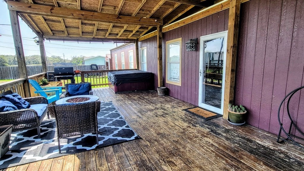 1801 Myrtle St Property Photo 4