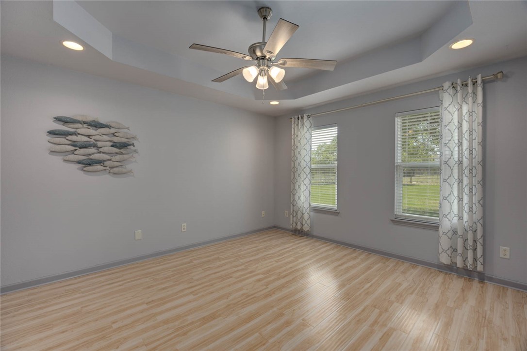 2047 1st St Property Photo 29