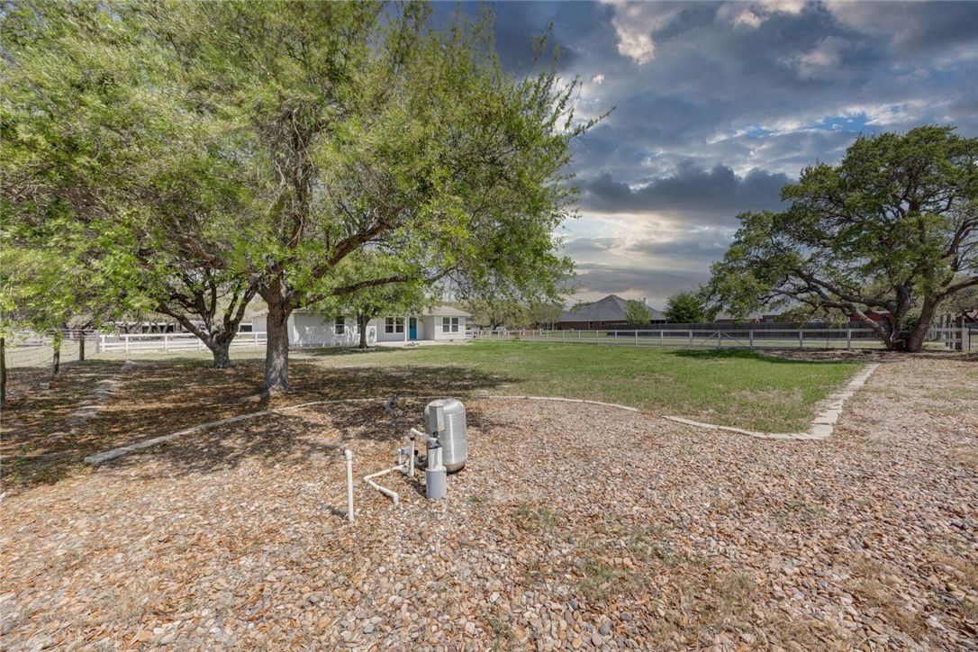 2047 1st St Property Photo 36