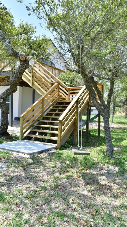 128 Saint Charles W Property Photo 5