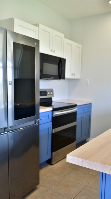 128 Saint Charles W Property Photo 11