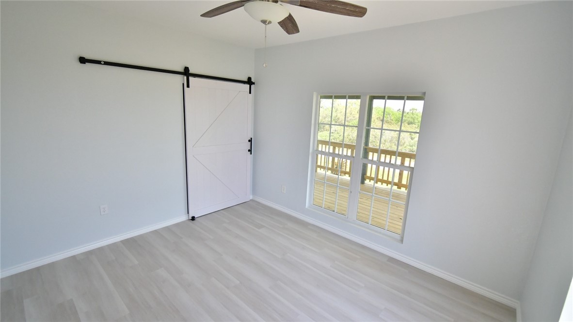 128 Saint Charles W Property Photo 14