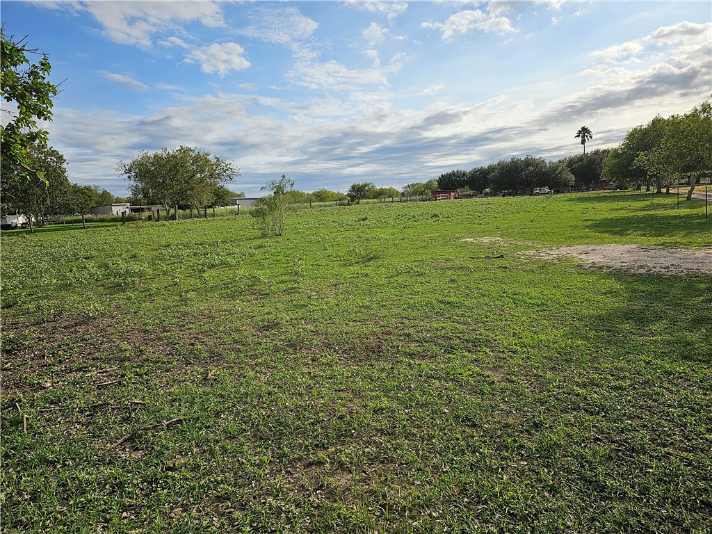 0 Fm-70 Property Photo 2