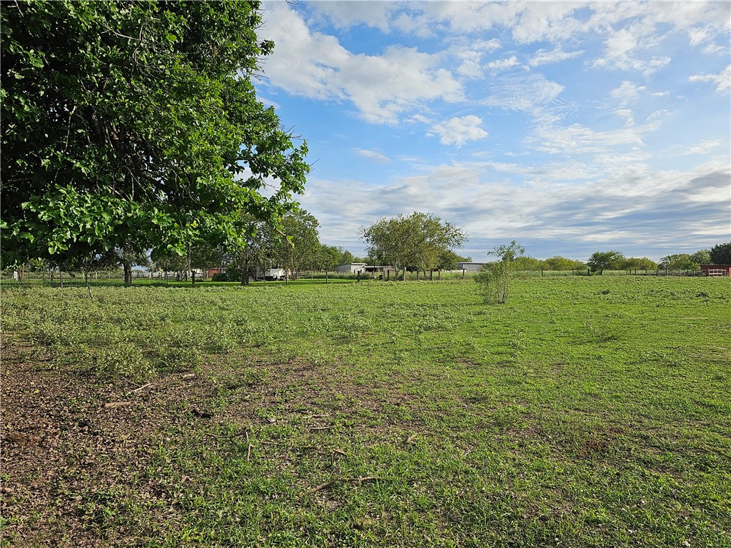 0 Fm-70 Property Photo 4