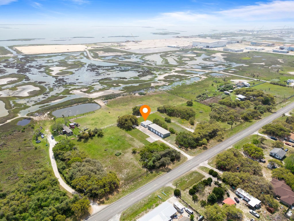 2280 Fm-2725 Property Photo 5