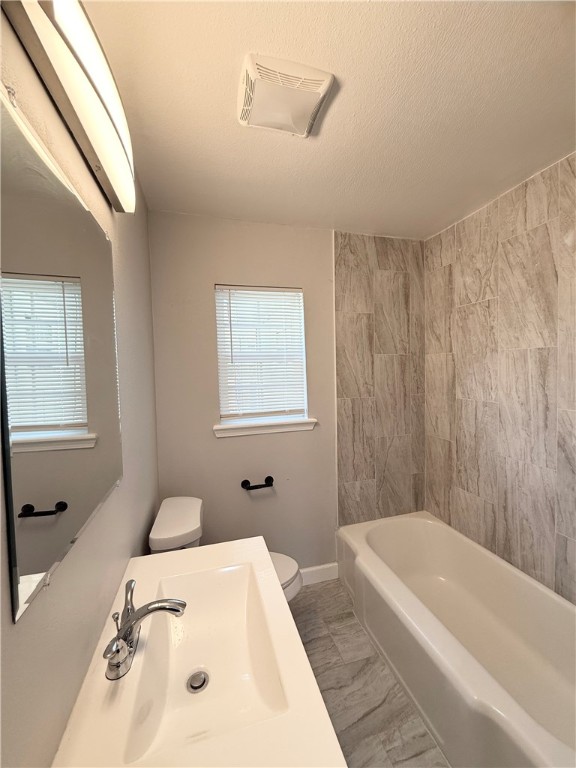 4814 Easter Dr Property Photo 11