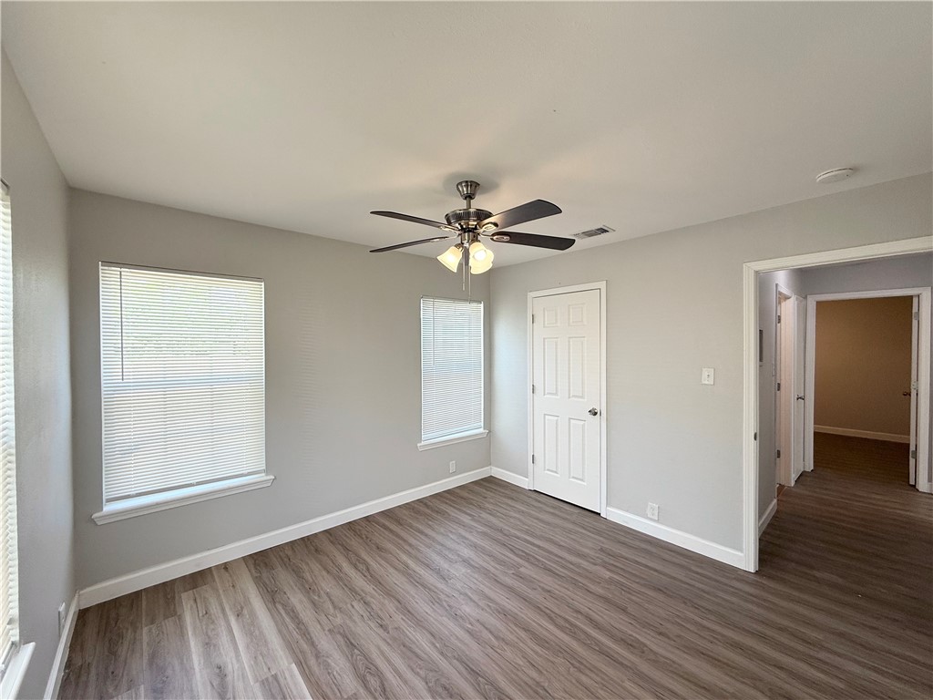 4814 Easter Dr Property Photo 12