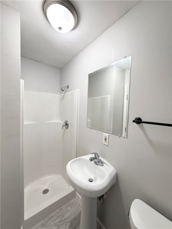 4814 Easter Dr Property Photo 15