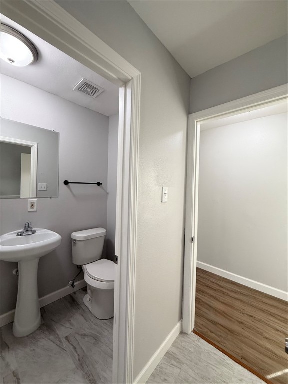 4814 Easter Dr Property Photo 16