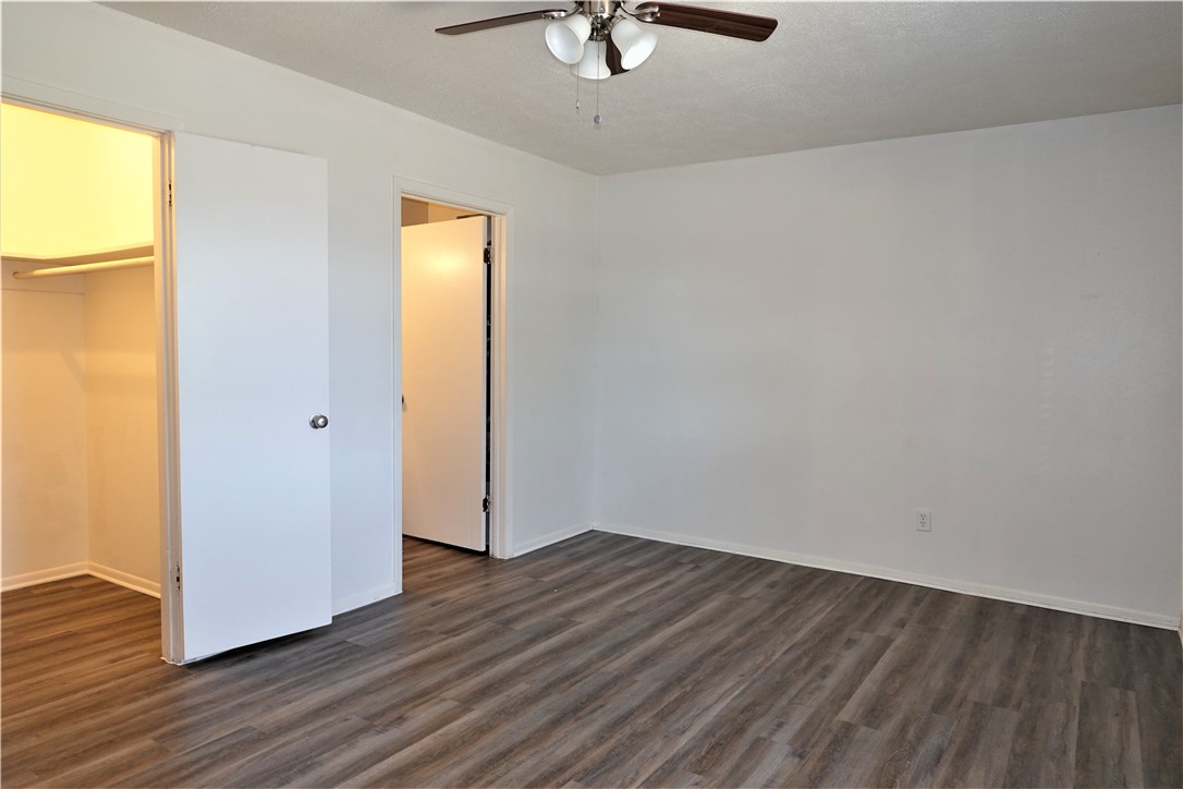 621 E Merriman St Property Photo 17