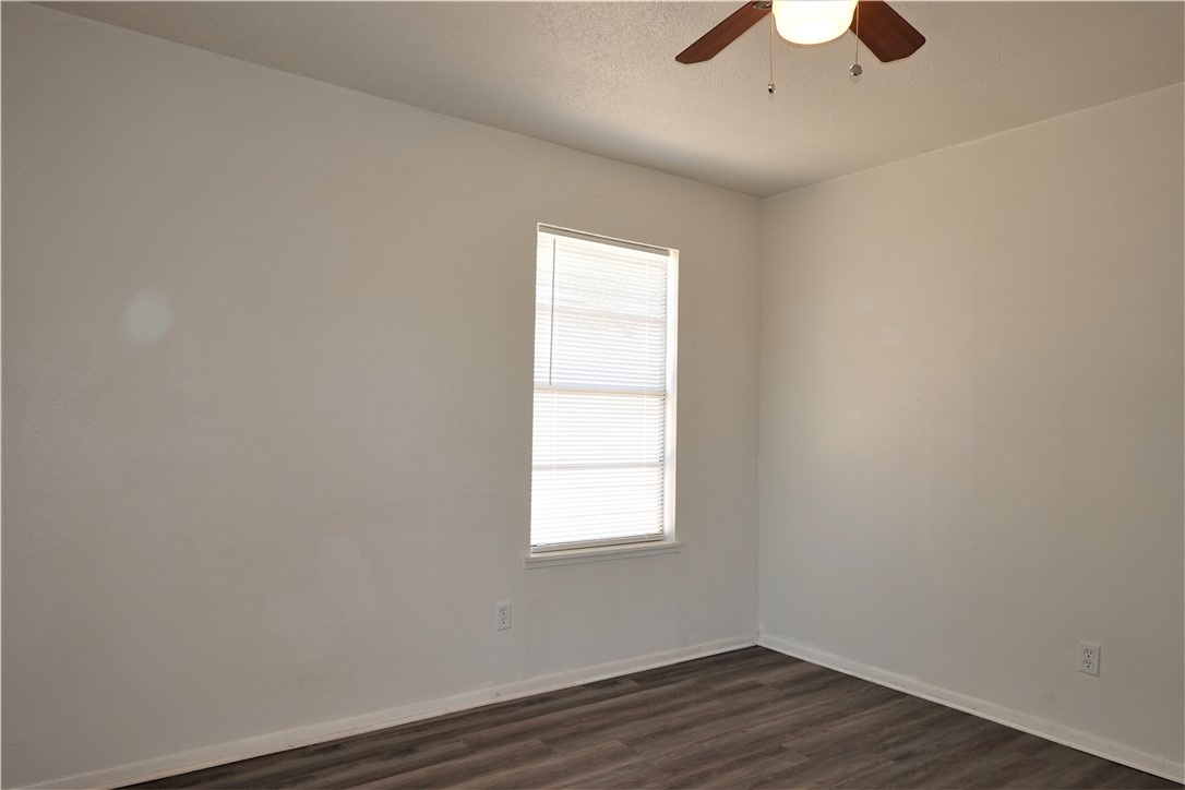 621 E Merriman St Property Photo 25