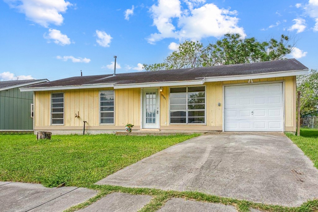 10941 Gates Property Photo 2