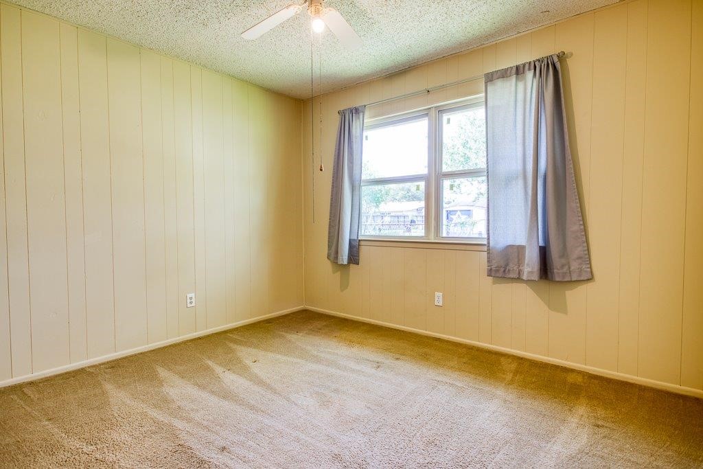 10941 Gates Property Photo 14