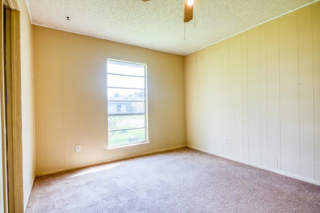 10941 Gates Property Photo 16
