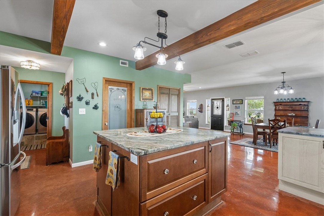 623 Nakishwana Circ Property Photo 12