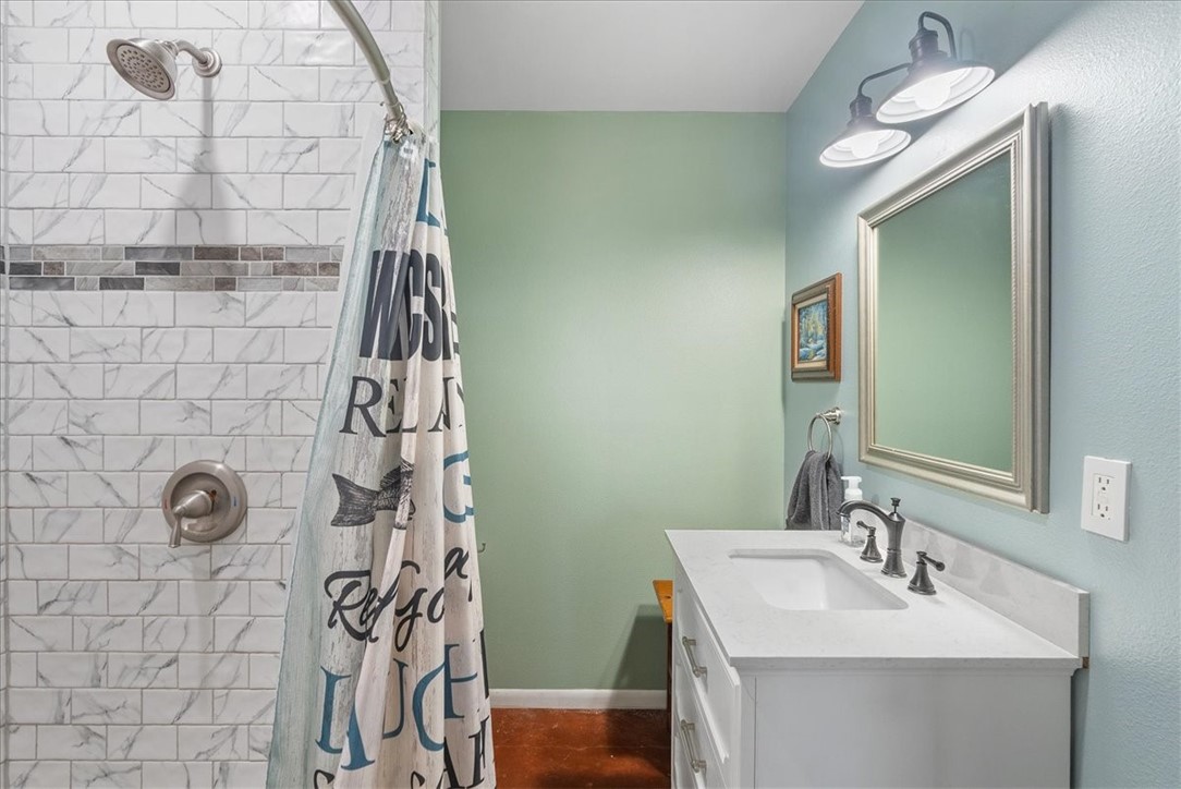 623 Nakishwana Circ Property Photo 18