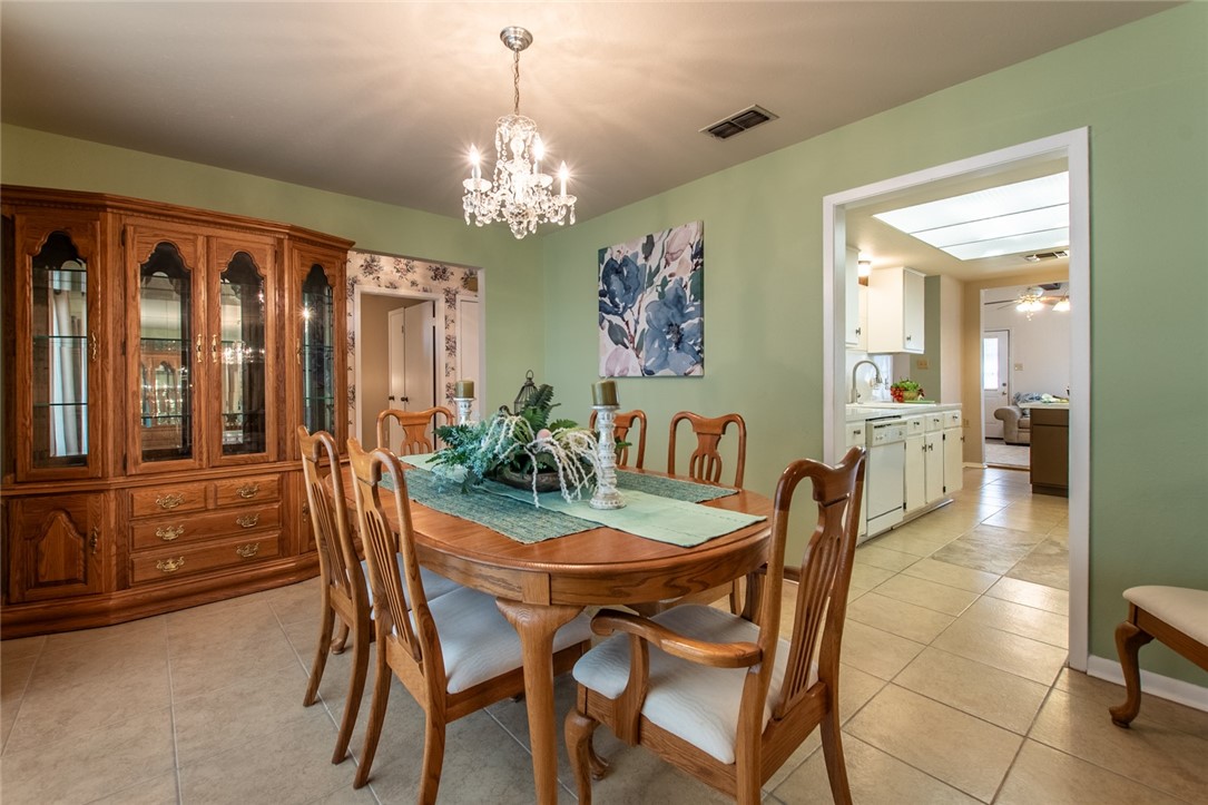 3609 Capri Dr Property Photo 5