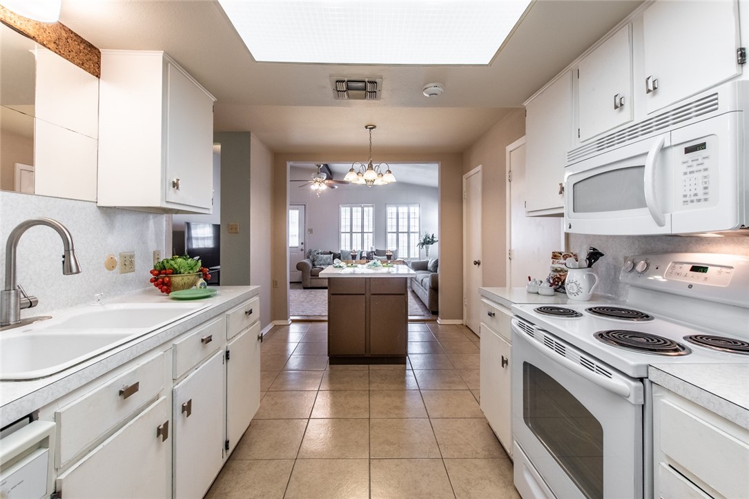 3609 Capri Dr Property Photo 8