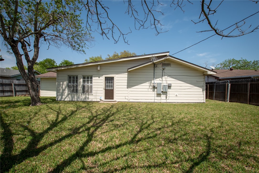 3609 Capri Dr Property Photo 33