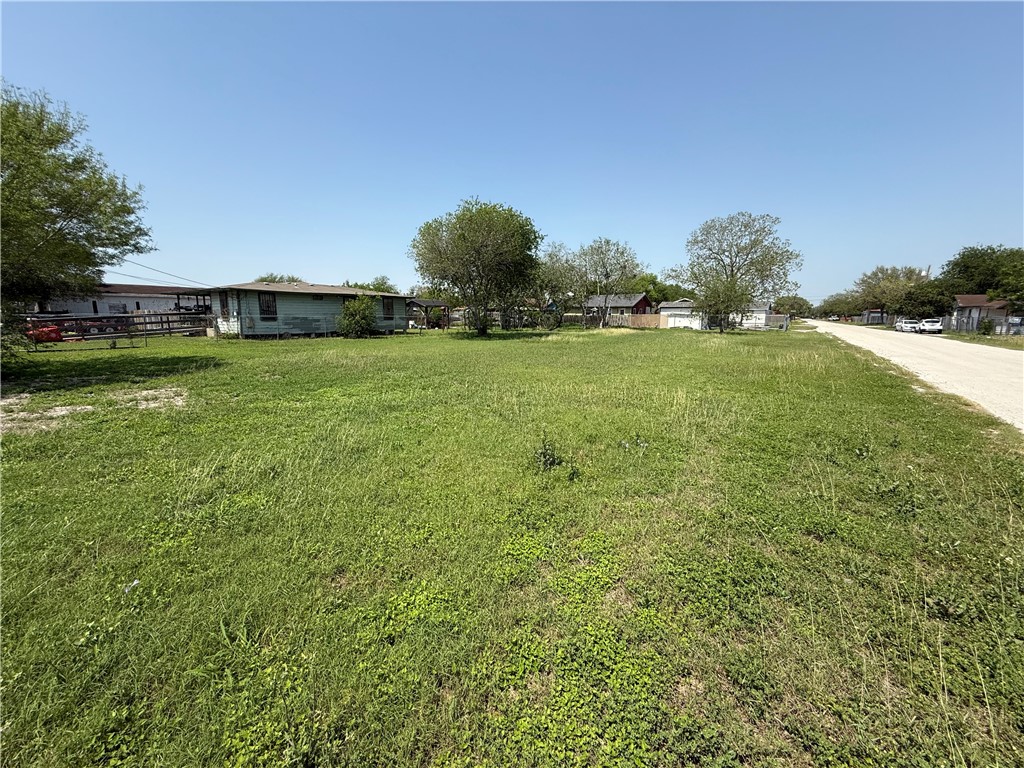 457116 Property Photo 1