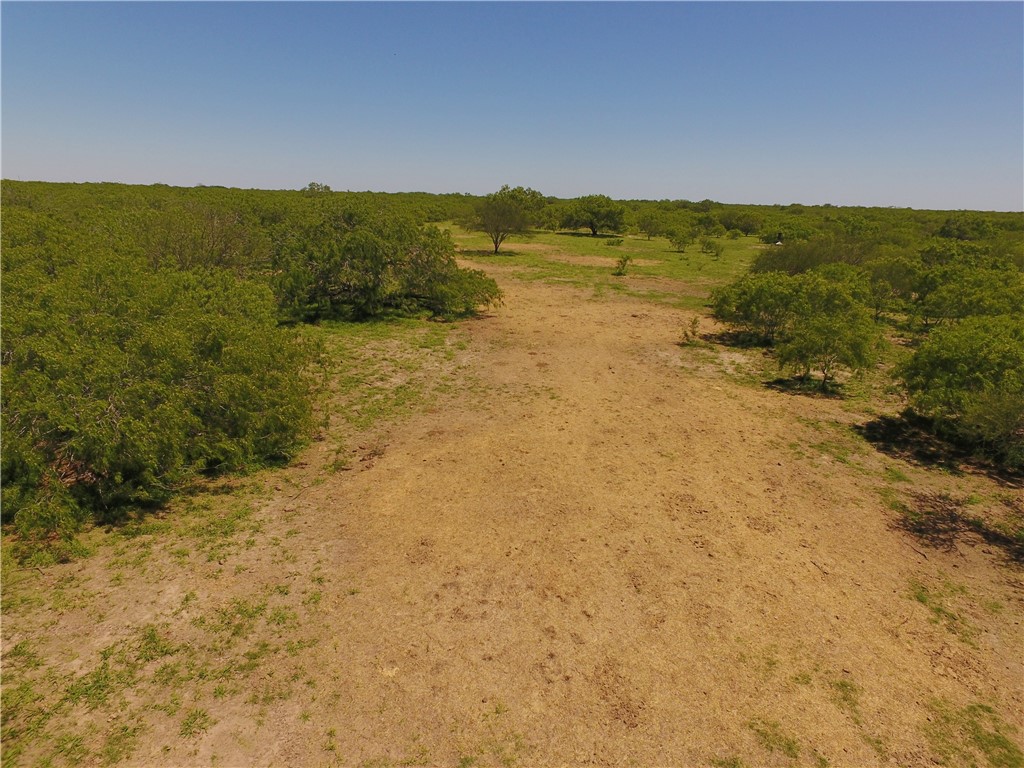 00 Cr 772 Property Photo 6