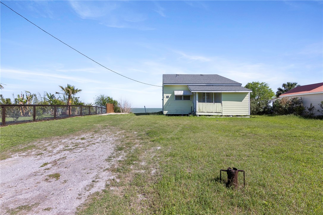 720 Copano Bay Dr Property Photo 7