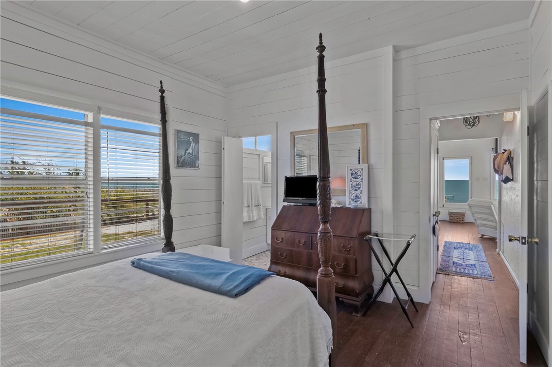 720 Copano Bay Dr Property Photo 18