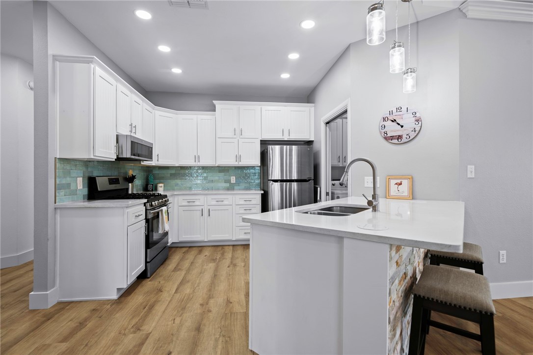 33 Primrose Circ Property Photo 7