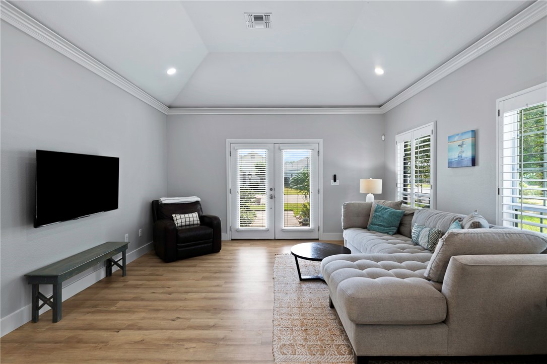 33 Primrose Circ Property Photo 12